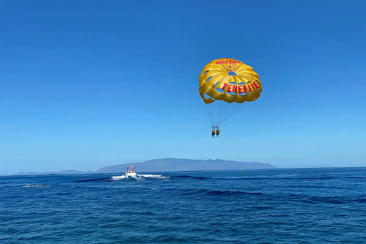 Vuelo en Parasailing en Costa Adeje - Foto 1