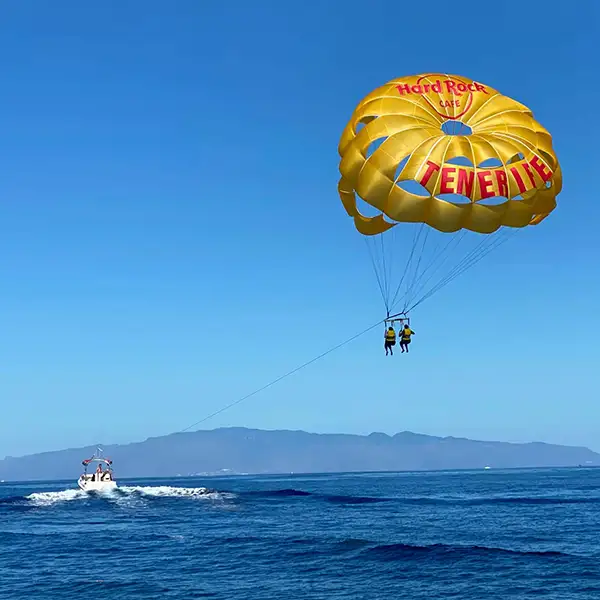 Vuelo en Parasailing