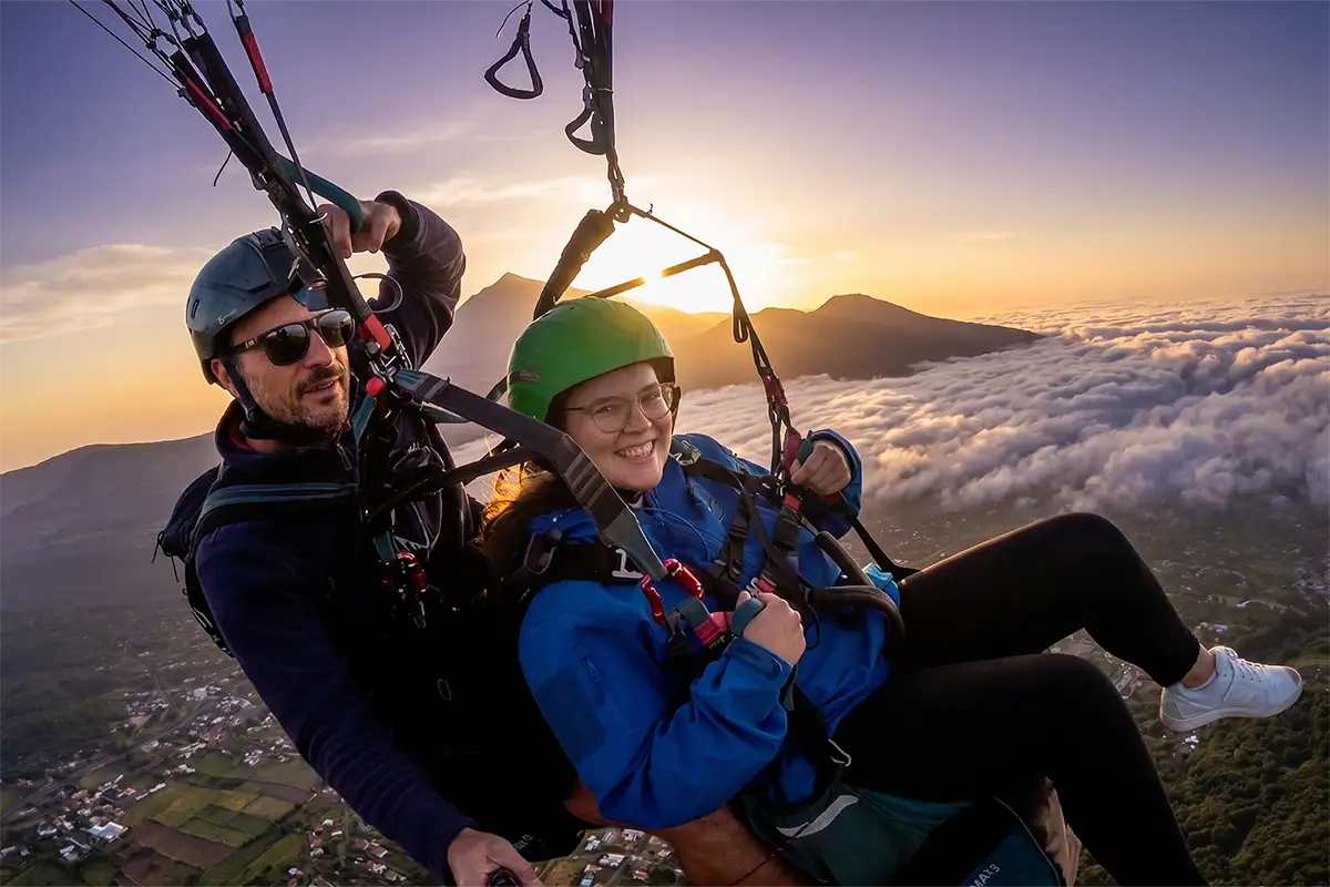 Sunset Paragliding Flight - Foto 2