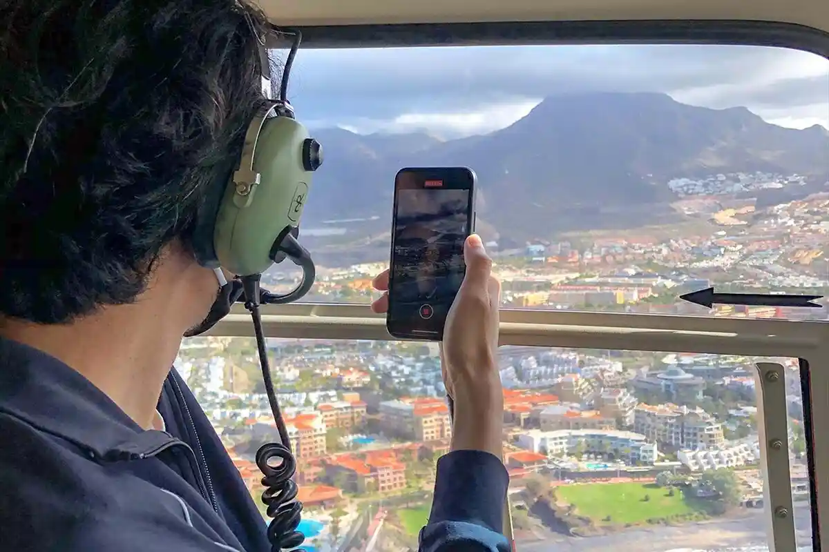 Helicopter Flight along the South Coast of Tenerife - Foto 14