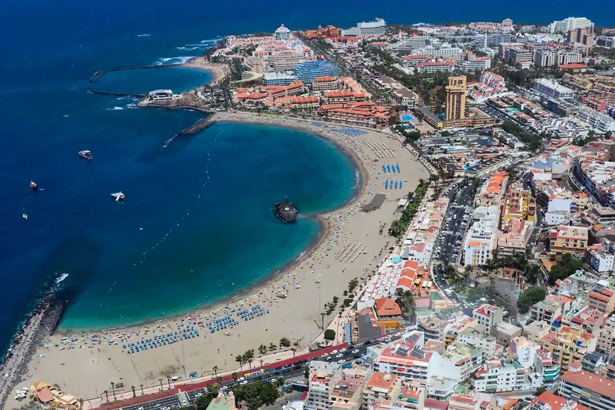 Helicopter Flight along the South Coast of Tenerife - Foto 6