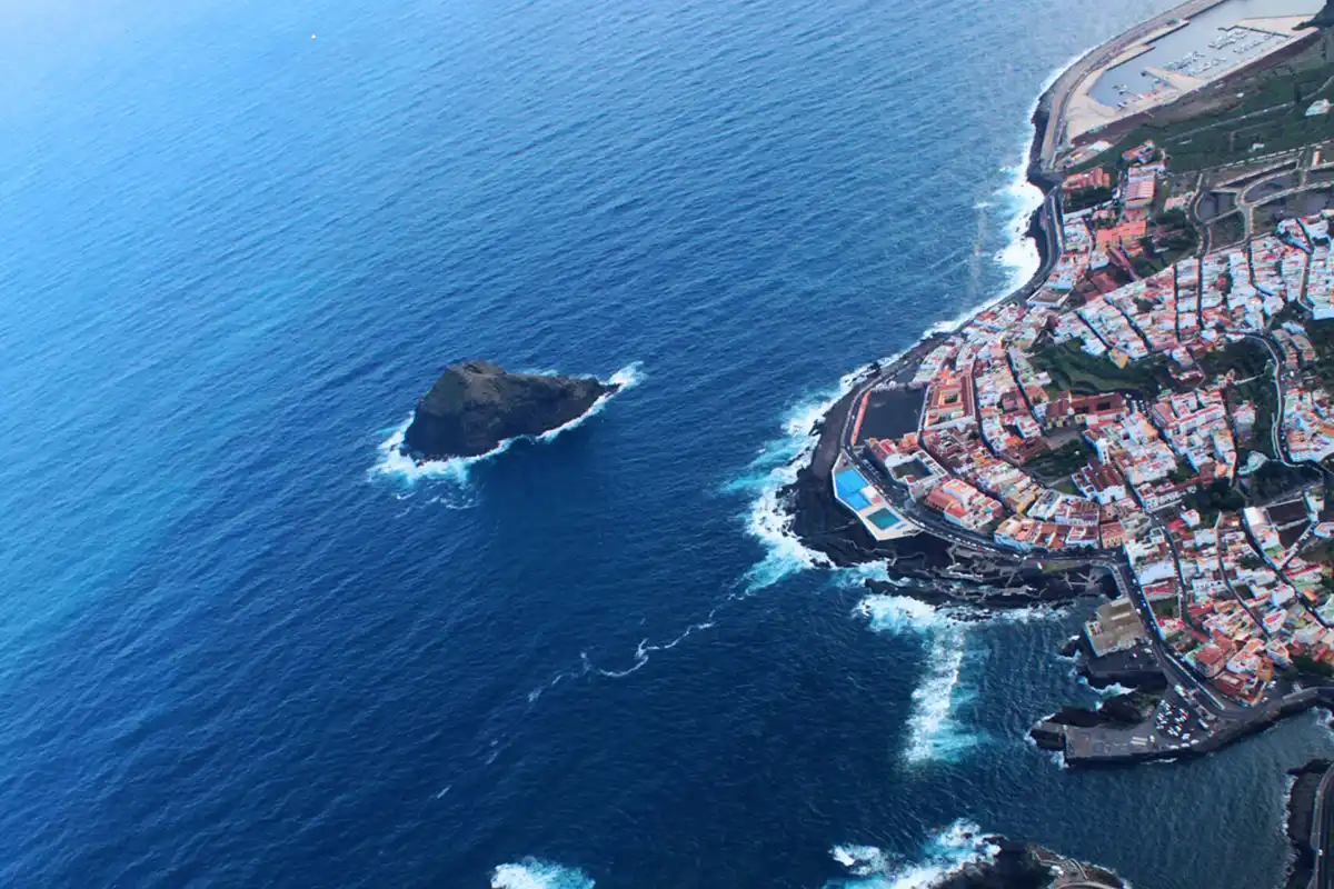 Hubschrauberrundflug über Isla Baja in Teneriffa - Foto 5