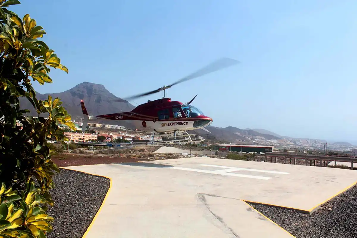 Los Gigantes Helicopter Flight in Tenerife - Foto 10