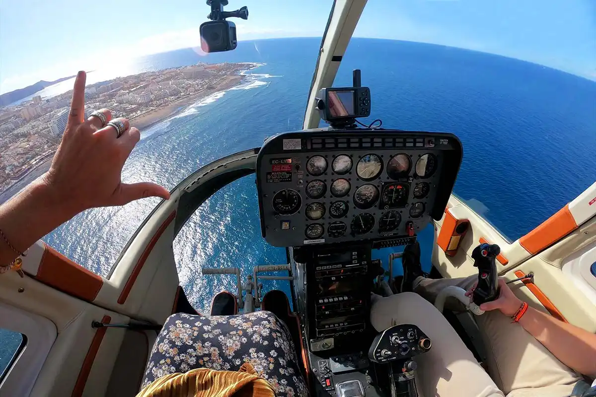 Vuelo en Helicóptero por Playas y Barrancos de Tenerife - Foto 2