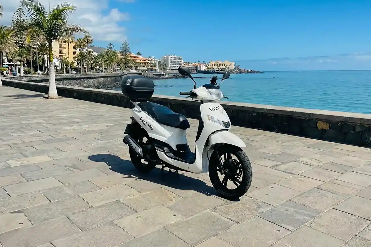 Mieten Sie Ihren 125cc Scooter in Puerto de la Cruz - Foto 3