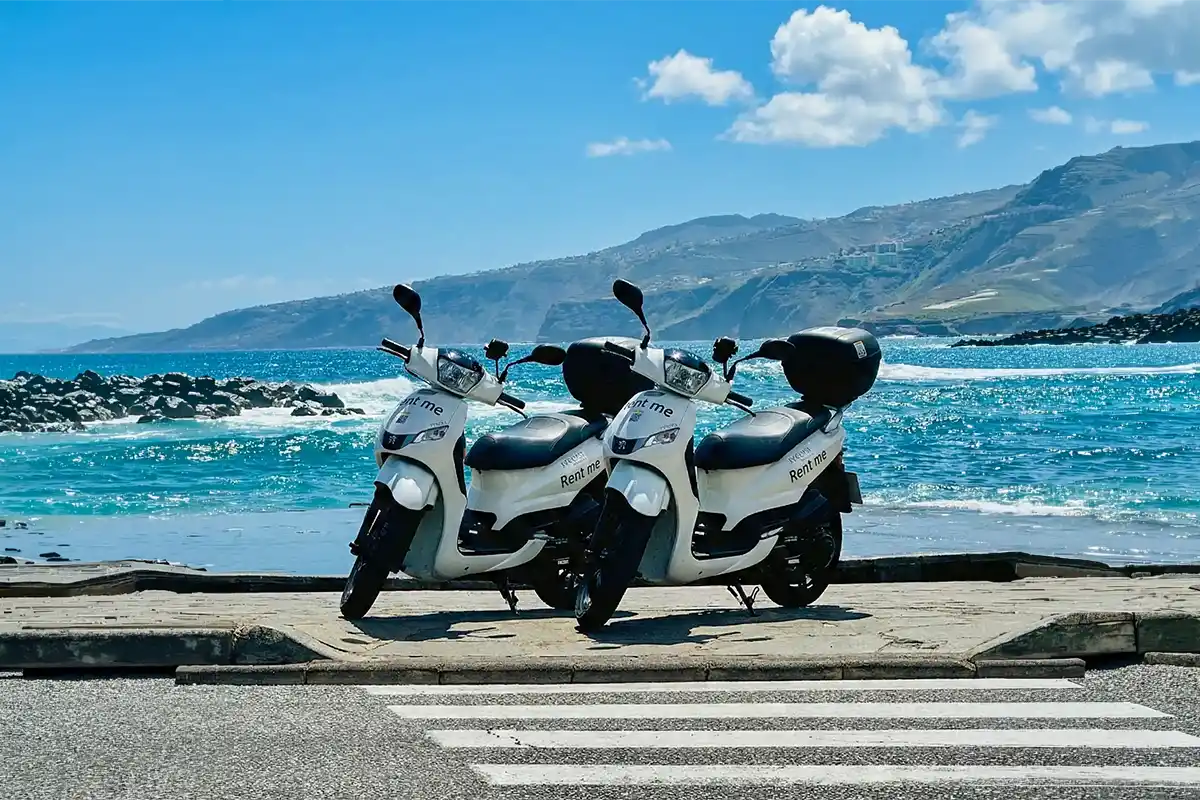 Mieten Sie Ihren 125cc Scooter in Puerto de la Cruz - Foto 7